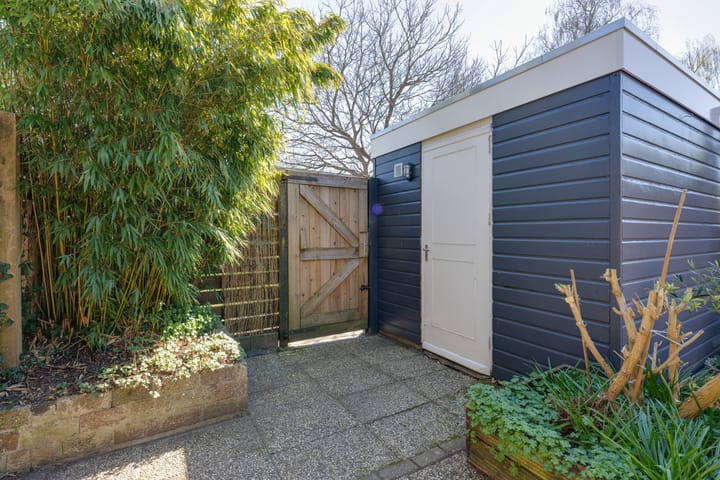 Foto 32 van Kamillestraat 1