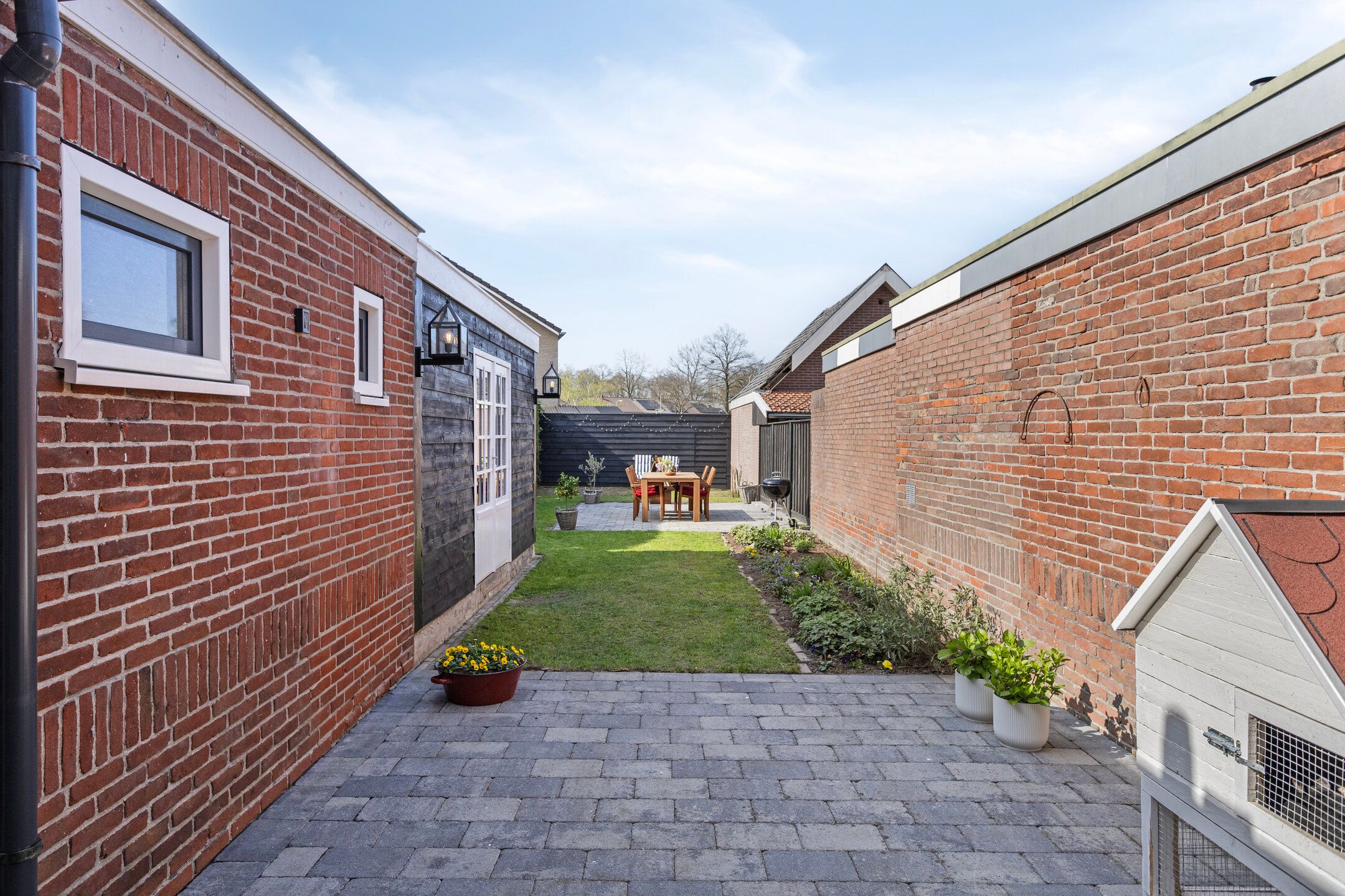 Foto 24 van Deurningerstraat 139