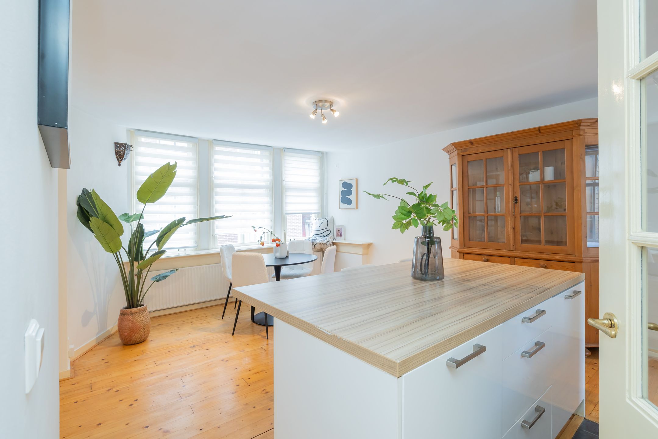 Photo 3 of Tweede Egelantiersdwarsstraat 18-B