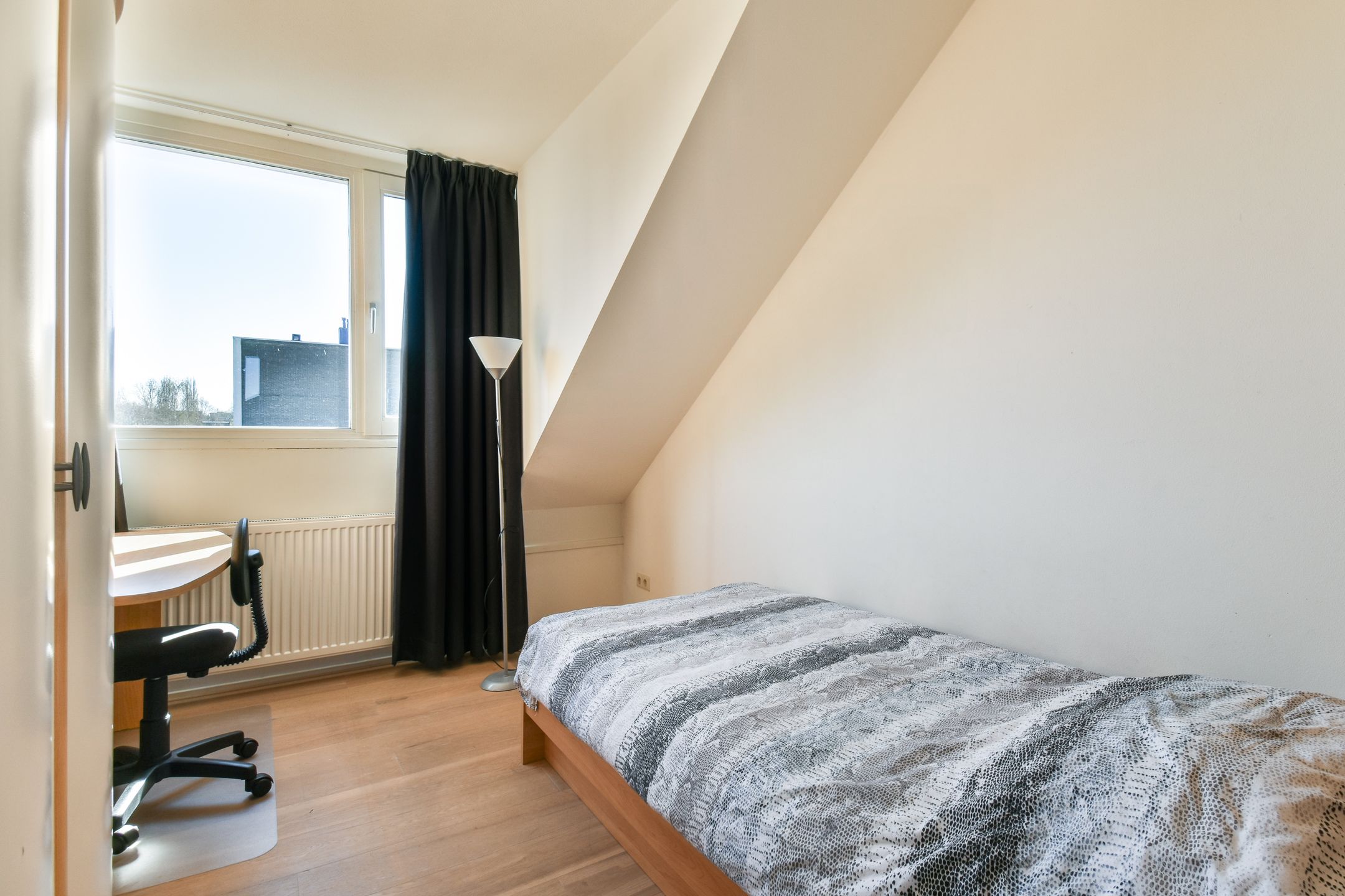 Photo 21 of Van der Leeklaan 54