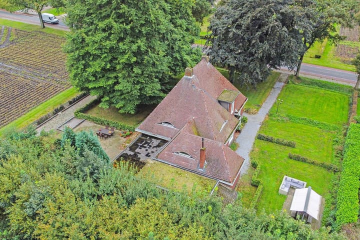 Foto 50 van Roswinkelerstraat 127