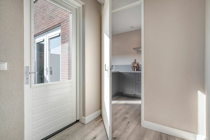 Foto 16 van Van Sandickstraat 15