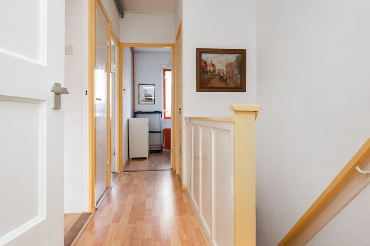 Foto 21 van Van der Helststraat 17