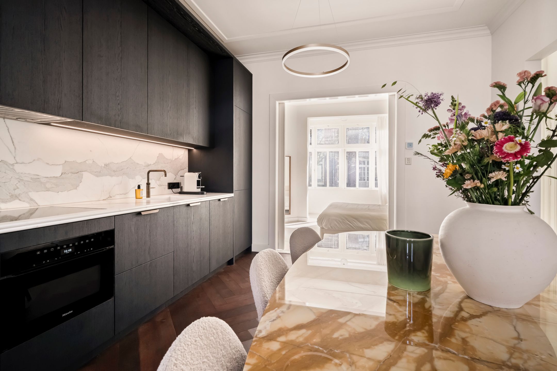 Photo 12 of Gabriël Metsustraat 28-1