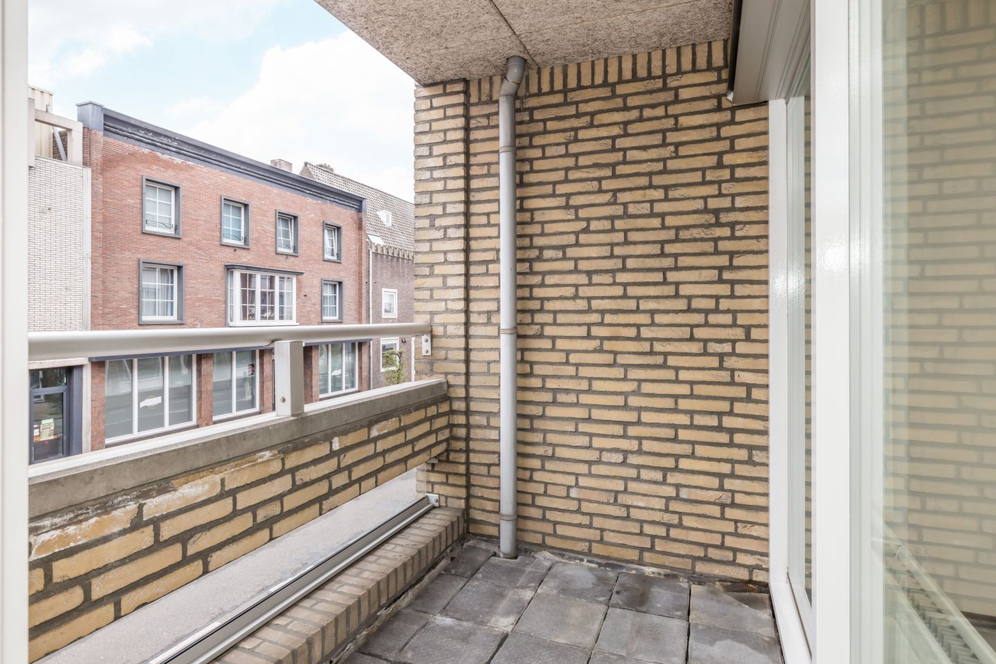 Foto 5 van Astoria-Rumpenerstraat 4