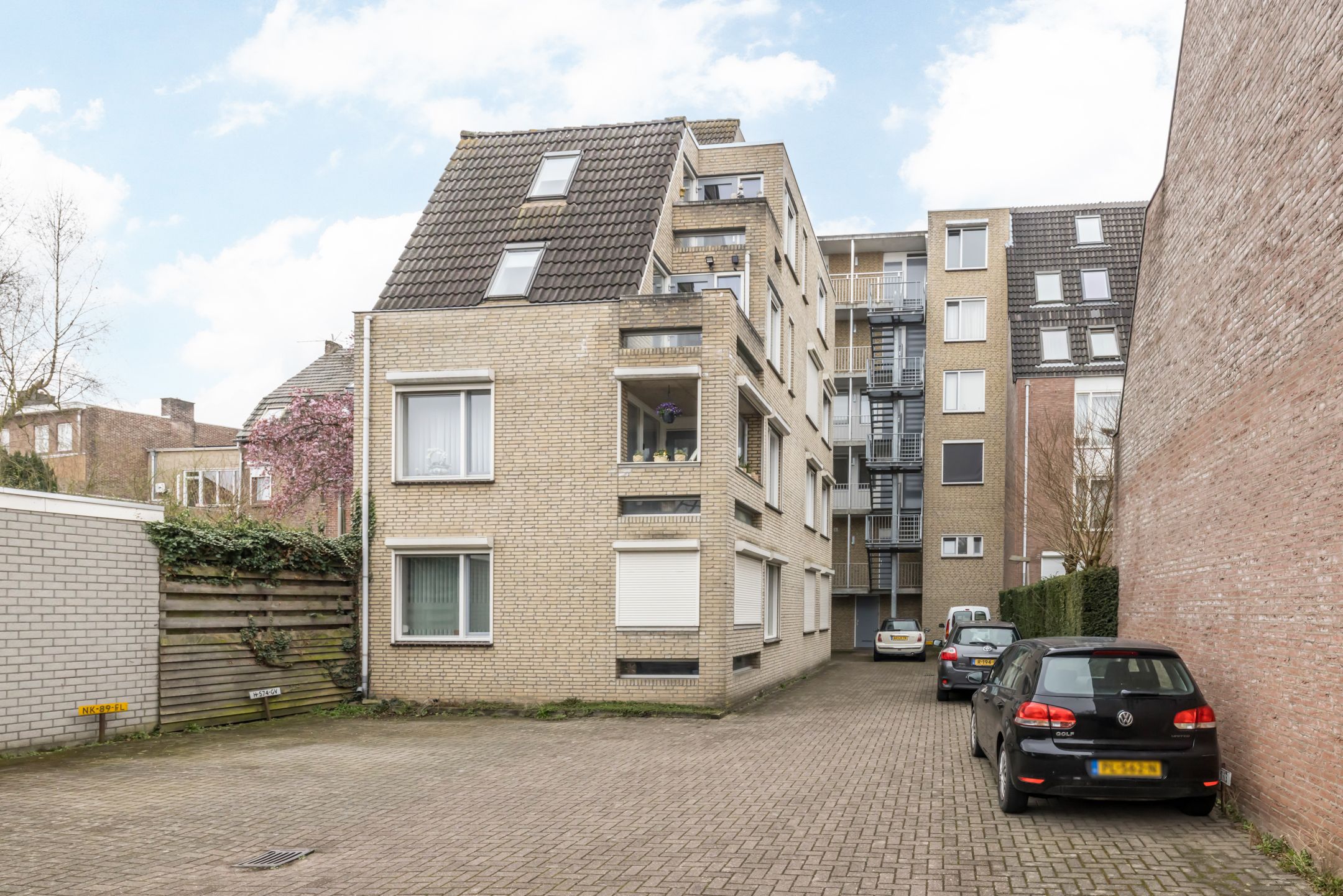 Foto 24 van Astoria-Rumpenerstraat 4