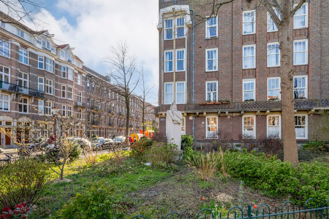 Photo 38 of Gabriël Metsustraat 28-1