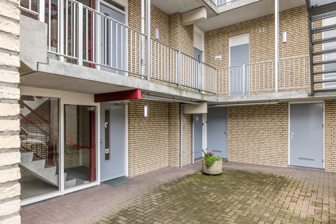 Foto 26 van Astoria-Rumpenerstraat 4