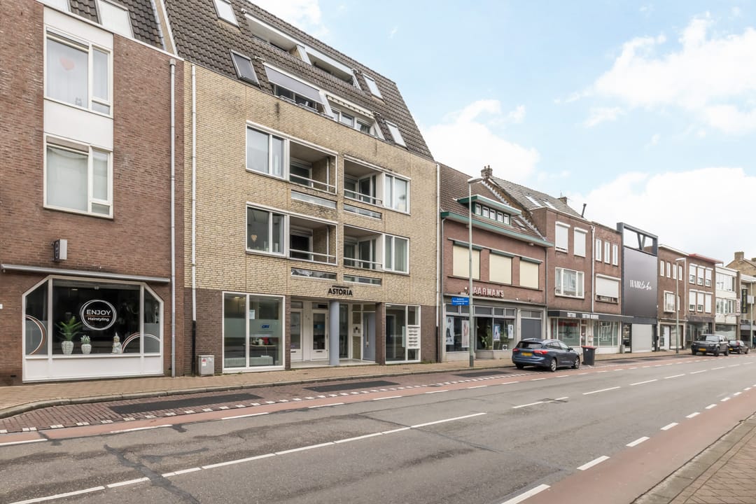 Foto 32 van Astoria-Rumpenerstraat 4