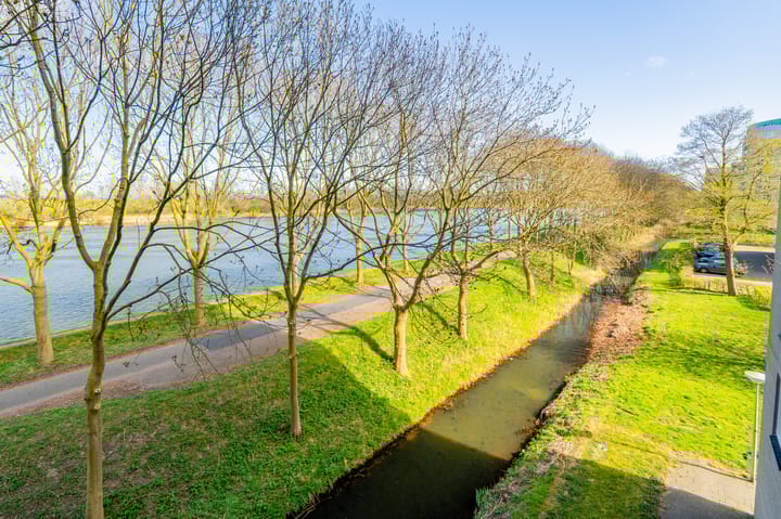 Photo 39 of Zeezigt 152