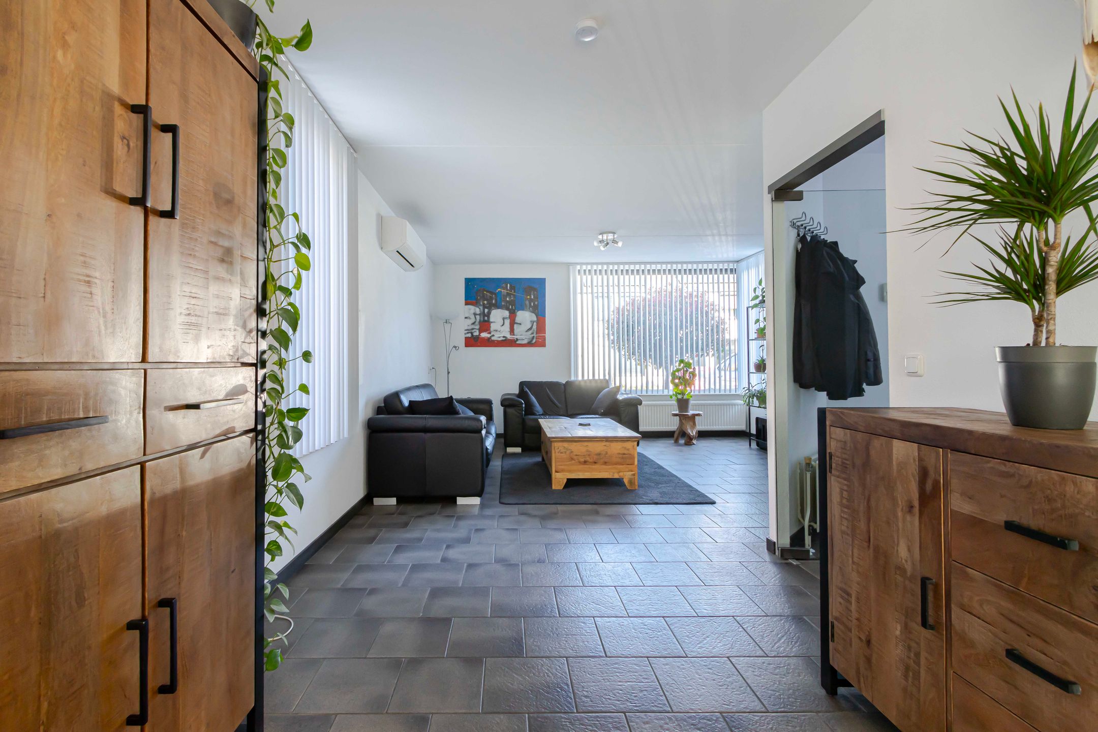 Photo 6 of Burchtstraat 36