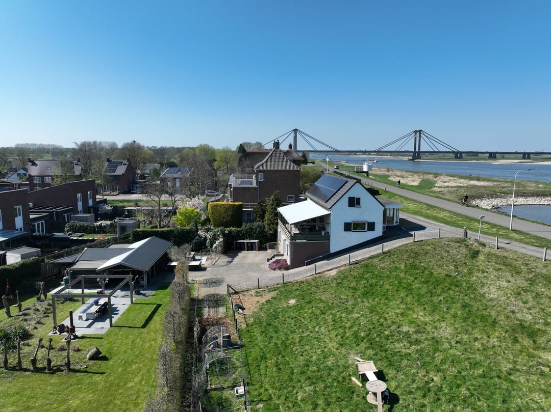 Foto 1 van Waalbandijk 77