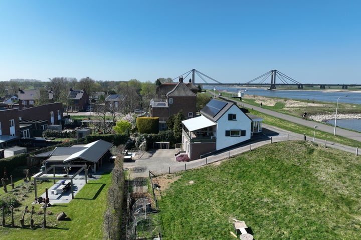 Waalbandijk 77