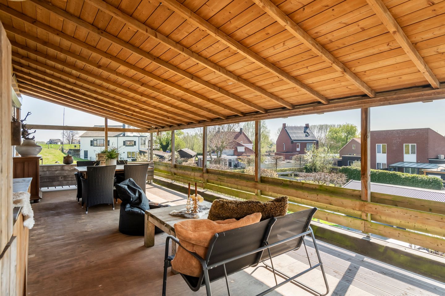 Foto 14 van Waalbandijk 77