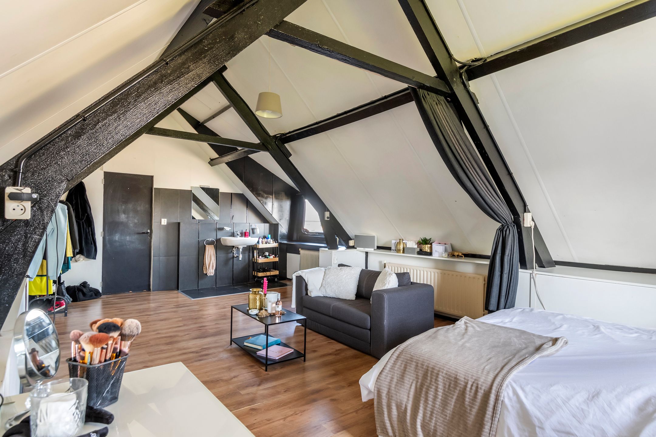 Foto 21 van Waalbandijk 77