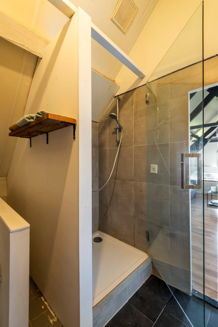 Foto 22 van Waalbandijk 77