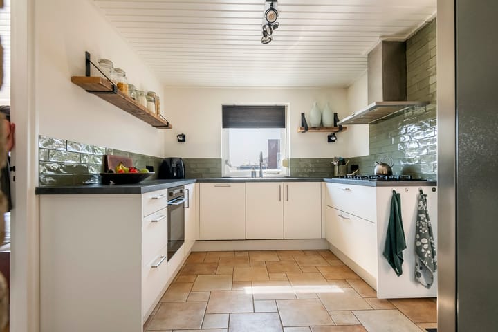 Foto 30 van Waalbandijk 77