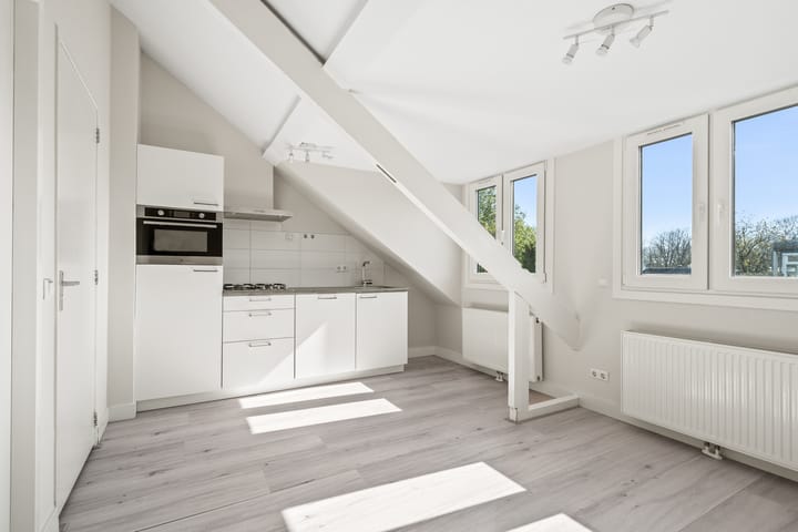 Foto 2 van Mgr. van de Weteringstraat 27-C