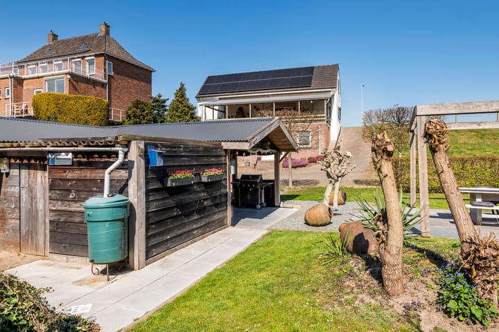 Foto 45 van Waalbandijk 77