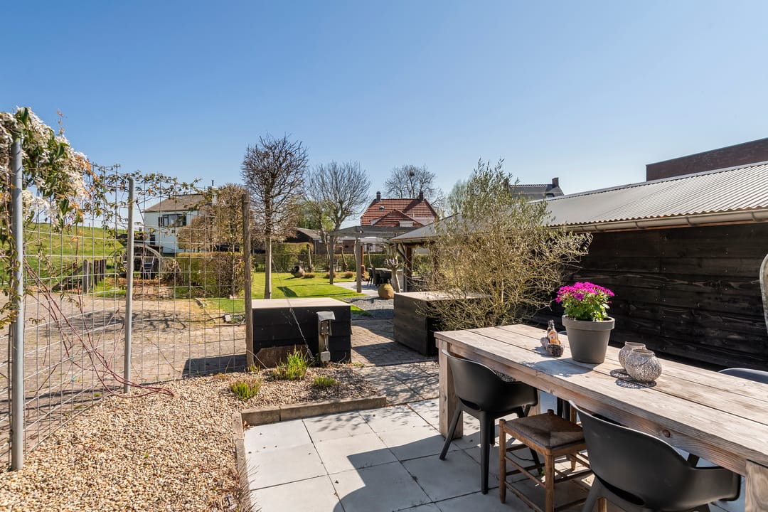 Foto 56 van Waalbandijk 77