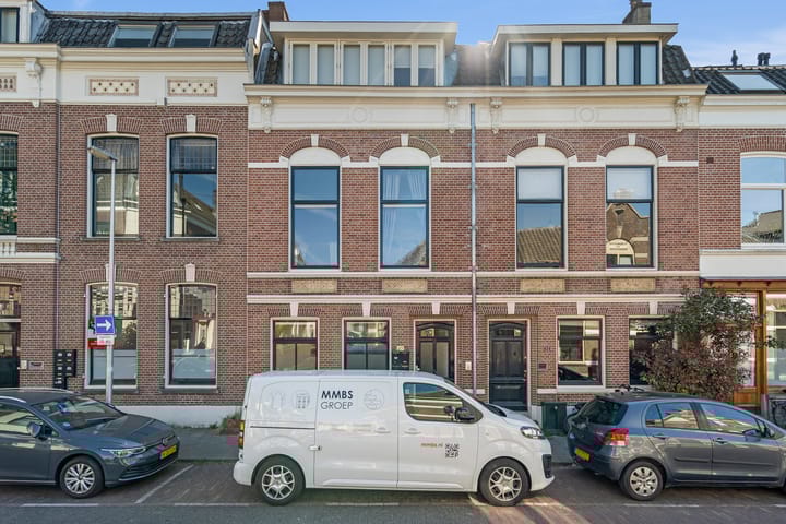 Foto 19 van Mgr. van de Weteringstraat 27-C