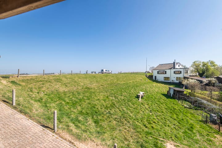 Foto 68 van Waalbandijk 77