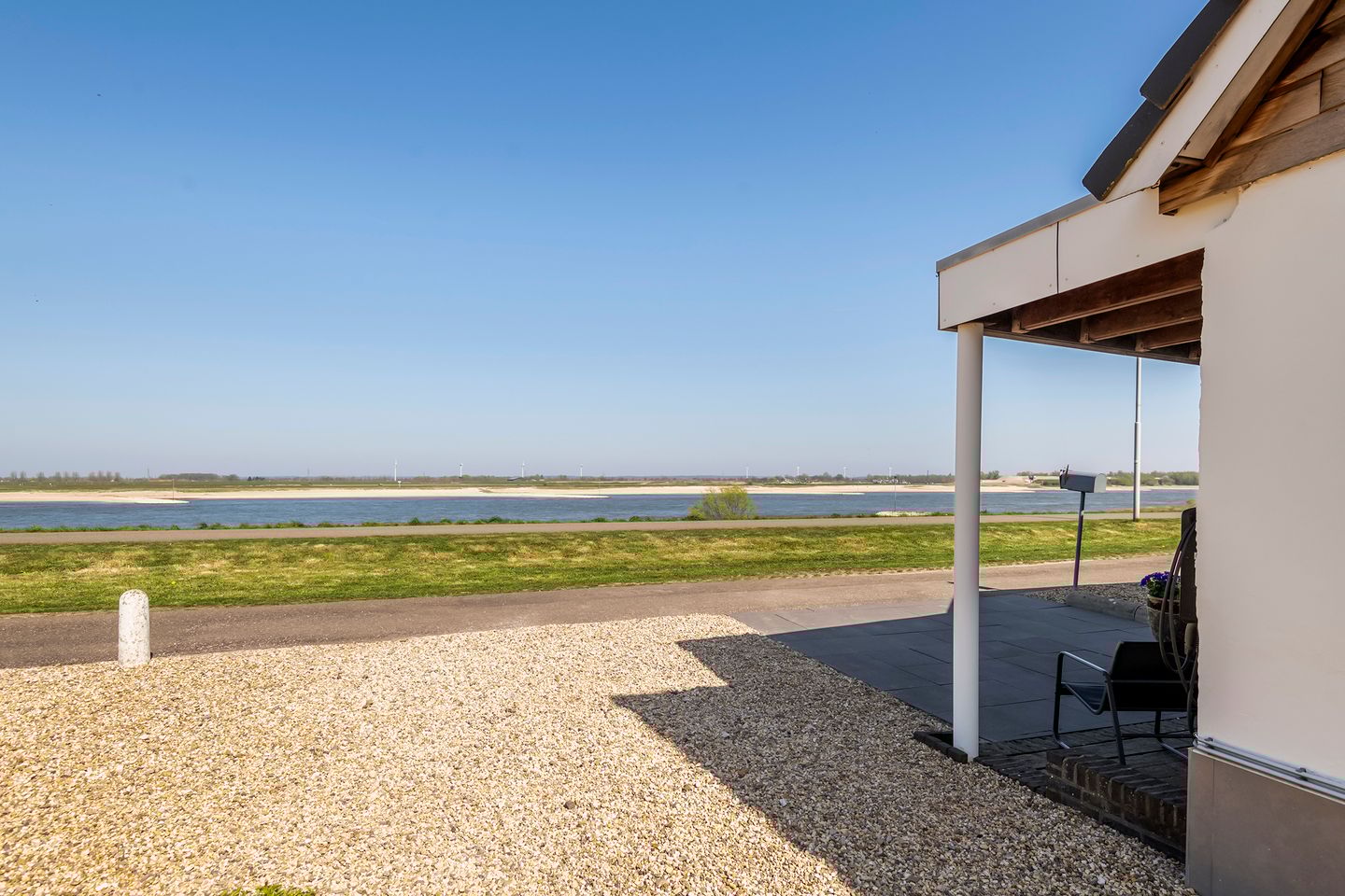 Foto 74 van Waalbandijk 77