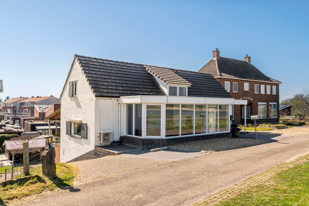 Foto 77 van Waalbandijk 77