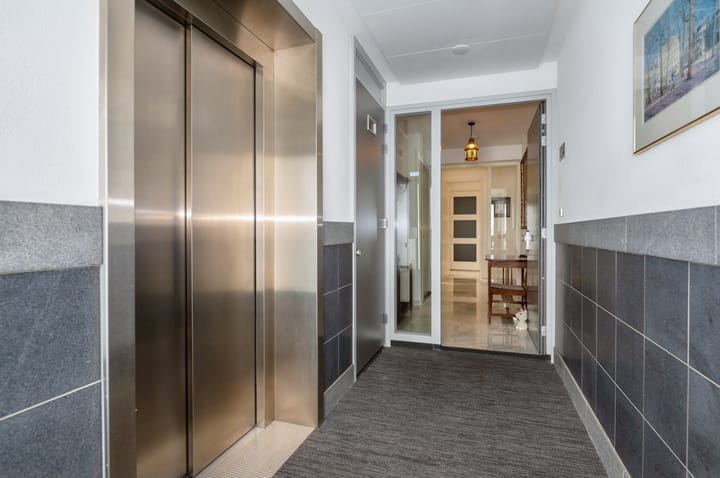 Foto 9 van Dr. Lelykade 104