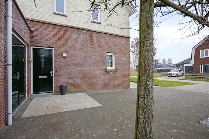 Photo 9 of Irissenstraat 25