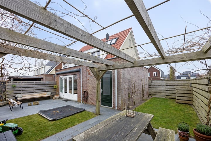 Photo 46 of Irissenstraat 25