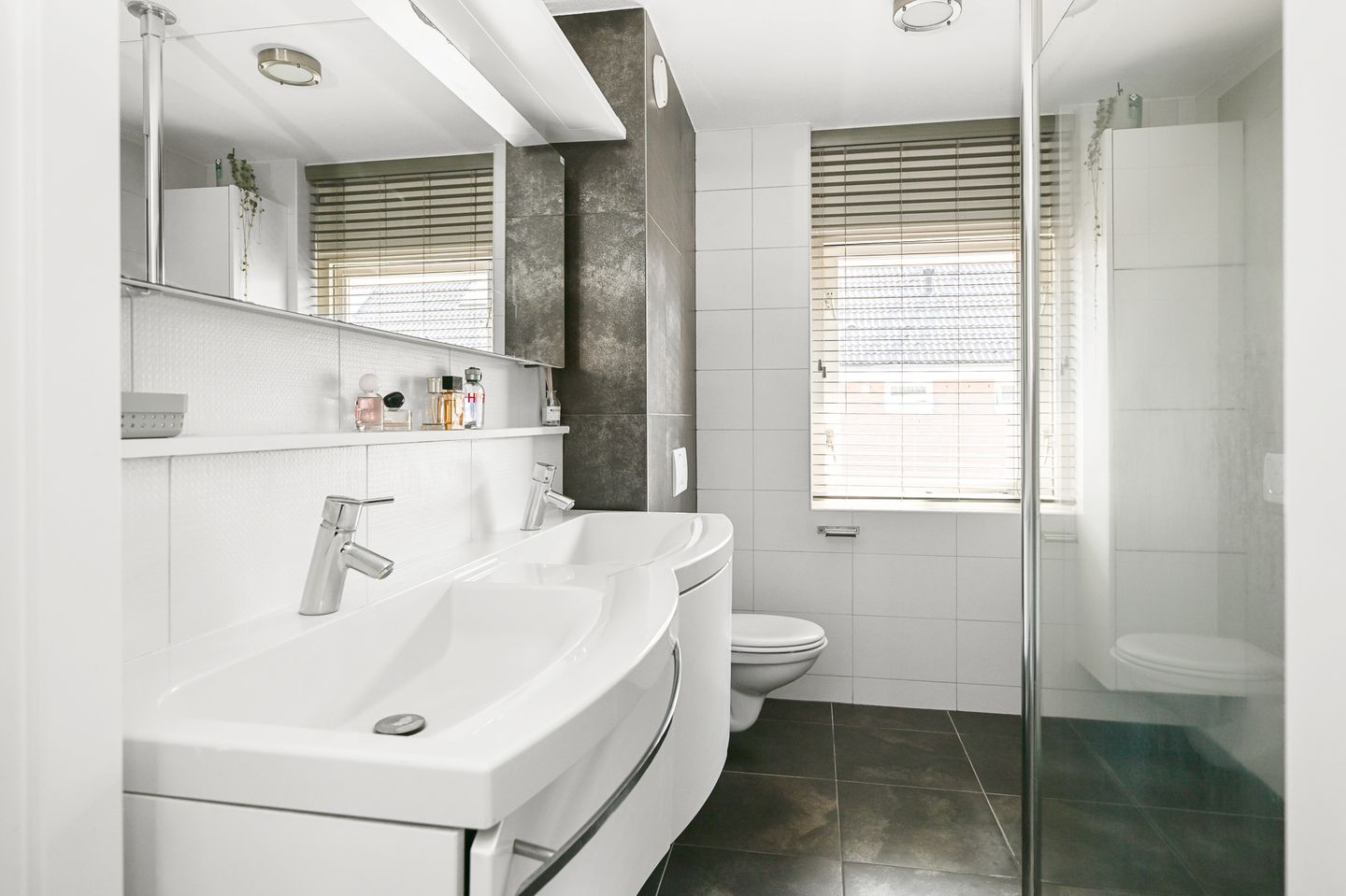 Photo 14 of Costa Ricastraat 99