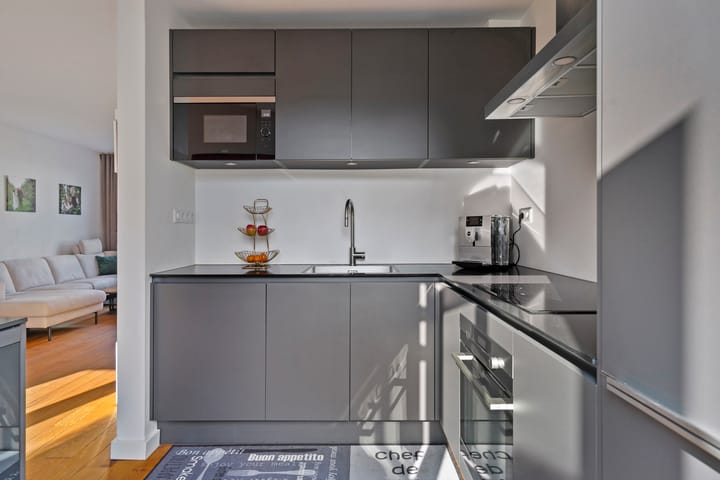 Photo 3 of Jan van Eyckgracht 111