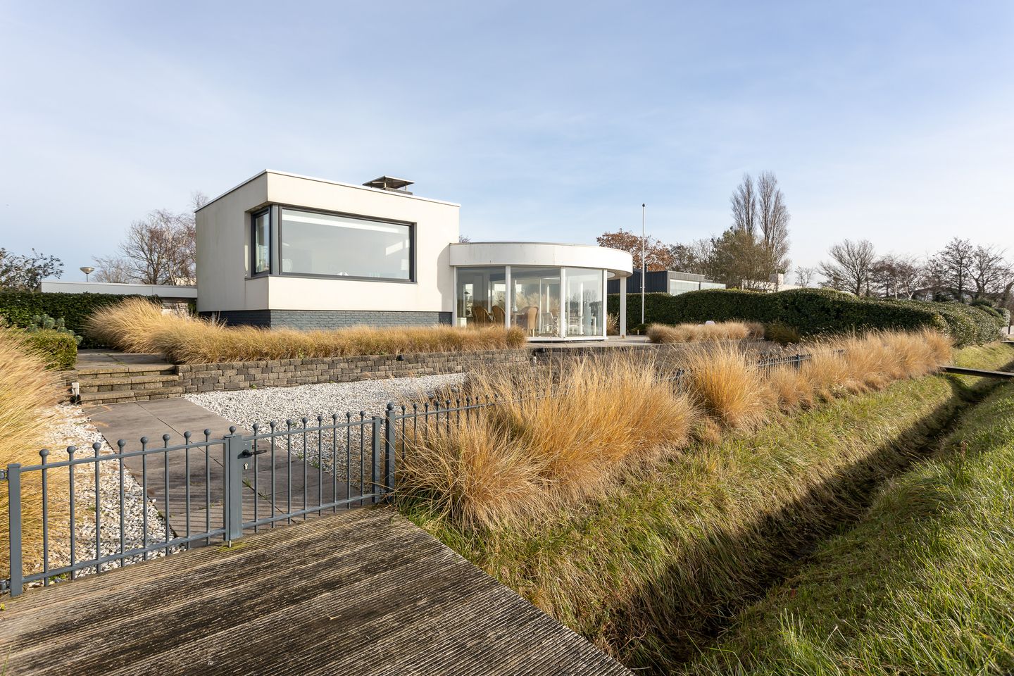 Foto 1 van Dennenlaan 22.