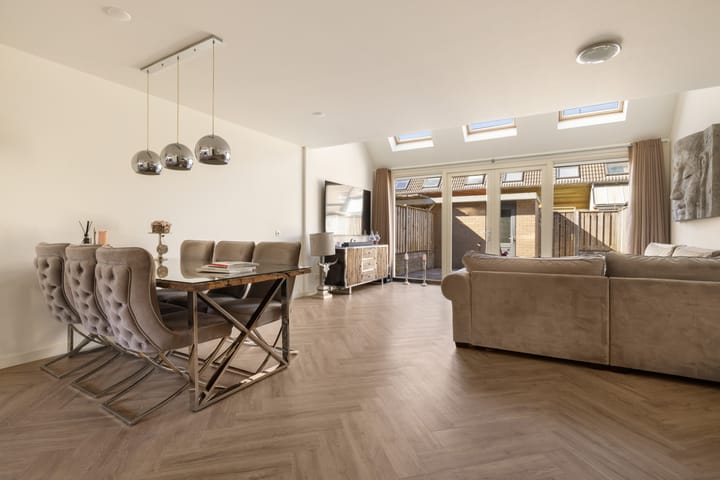 Photo 4 of Roekenbos 185