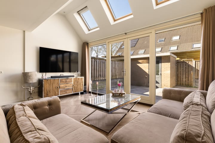 Photo 12 of Roekenbos 185