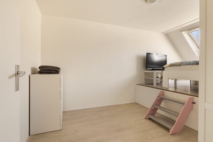 Photo 21 of Roekenbos 185