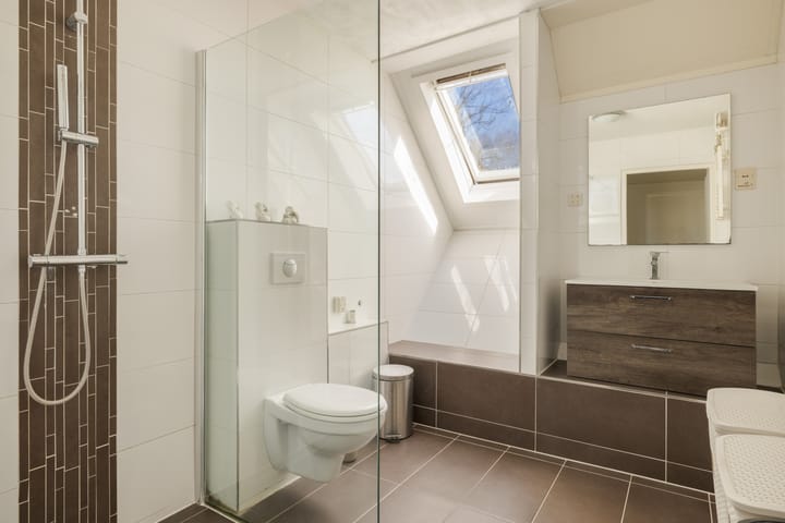 Photo 29 of Roekenbos 185