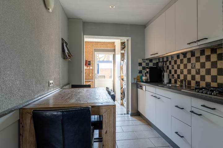 Foto 14 van Lindenheuvel 12