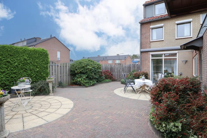 Foto 28 van Floris van Dijckstraat 13