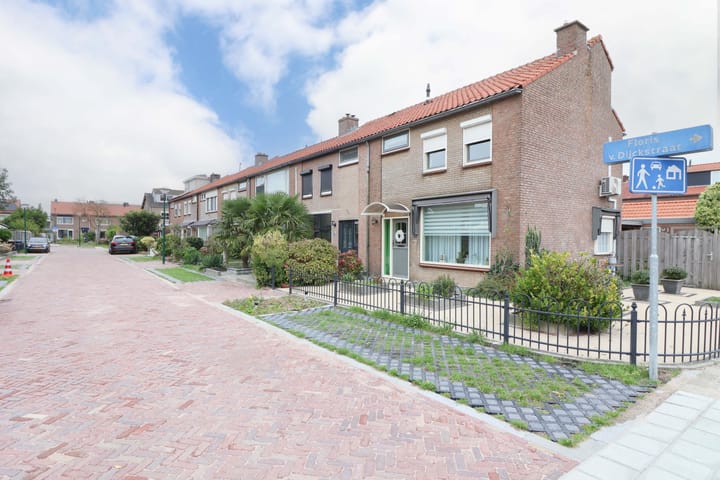 Foto 36 van Floris van Dijckstraat 13