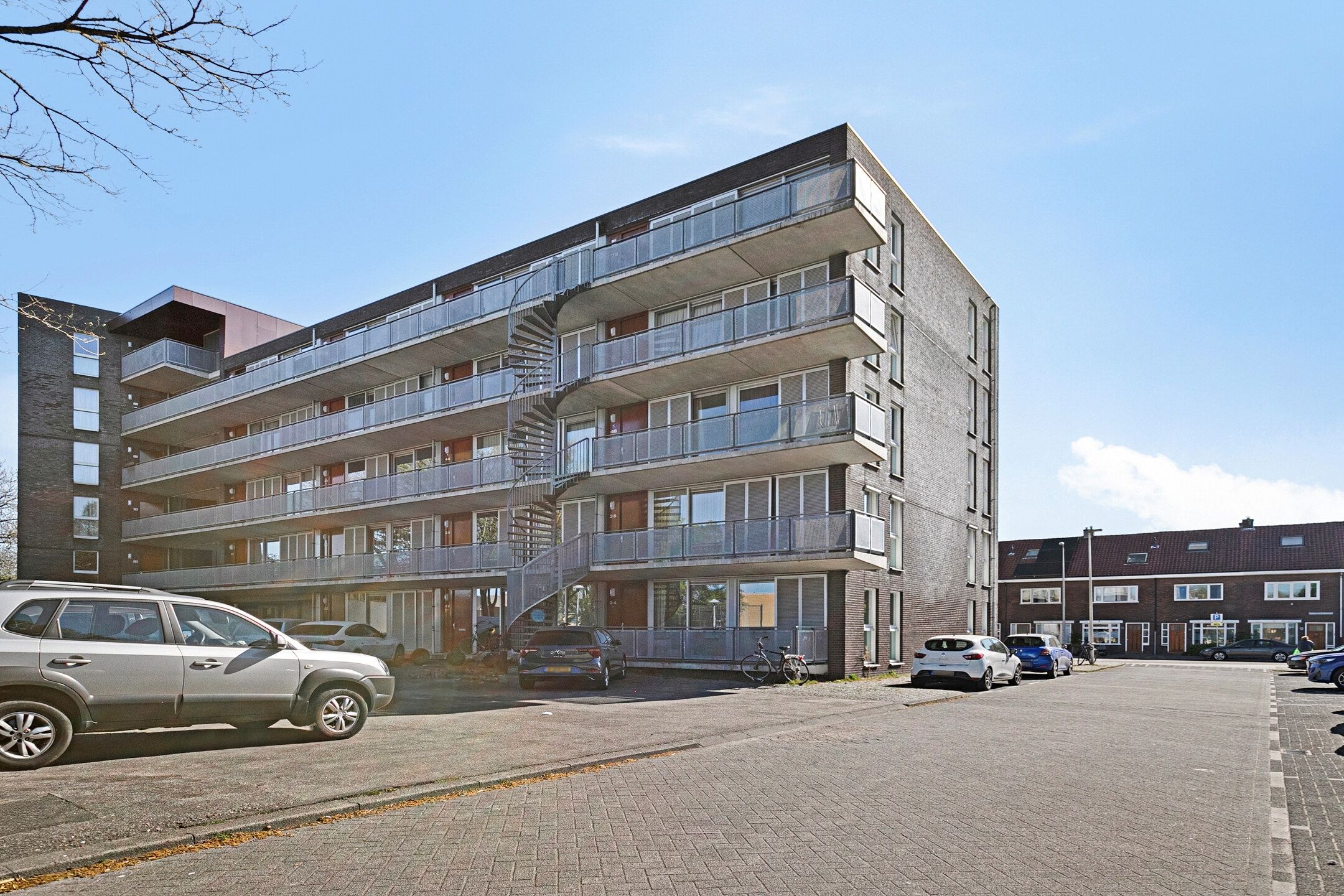 Foto 27 van Adriaan van Bergenstraat 24