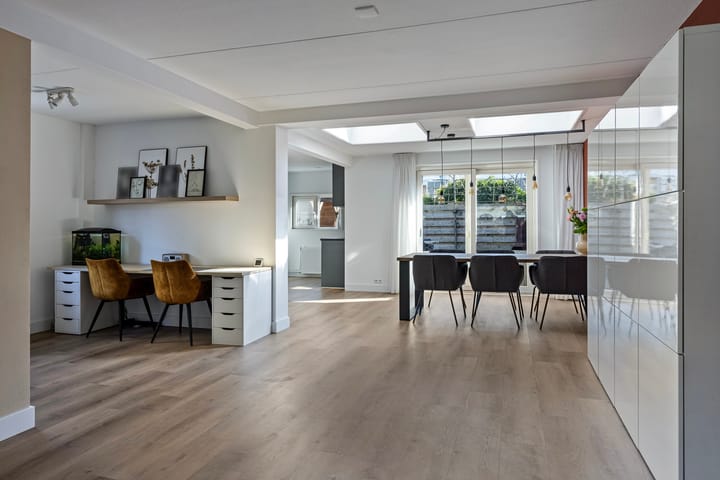 Foto 9 van Azaleaweg 12