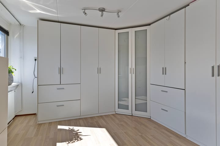 Foto 18 van Azaleaweg 12