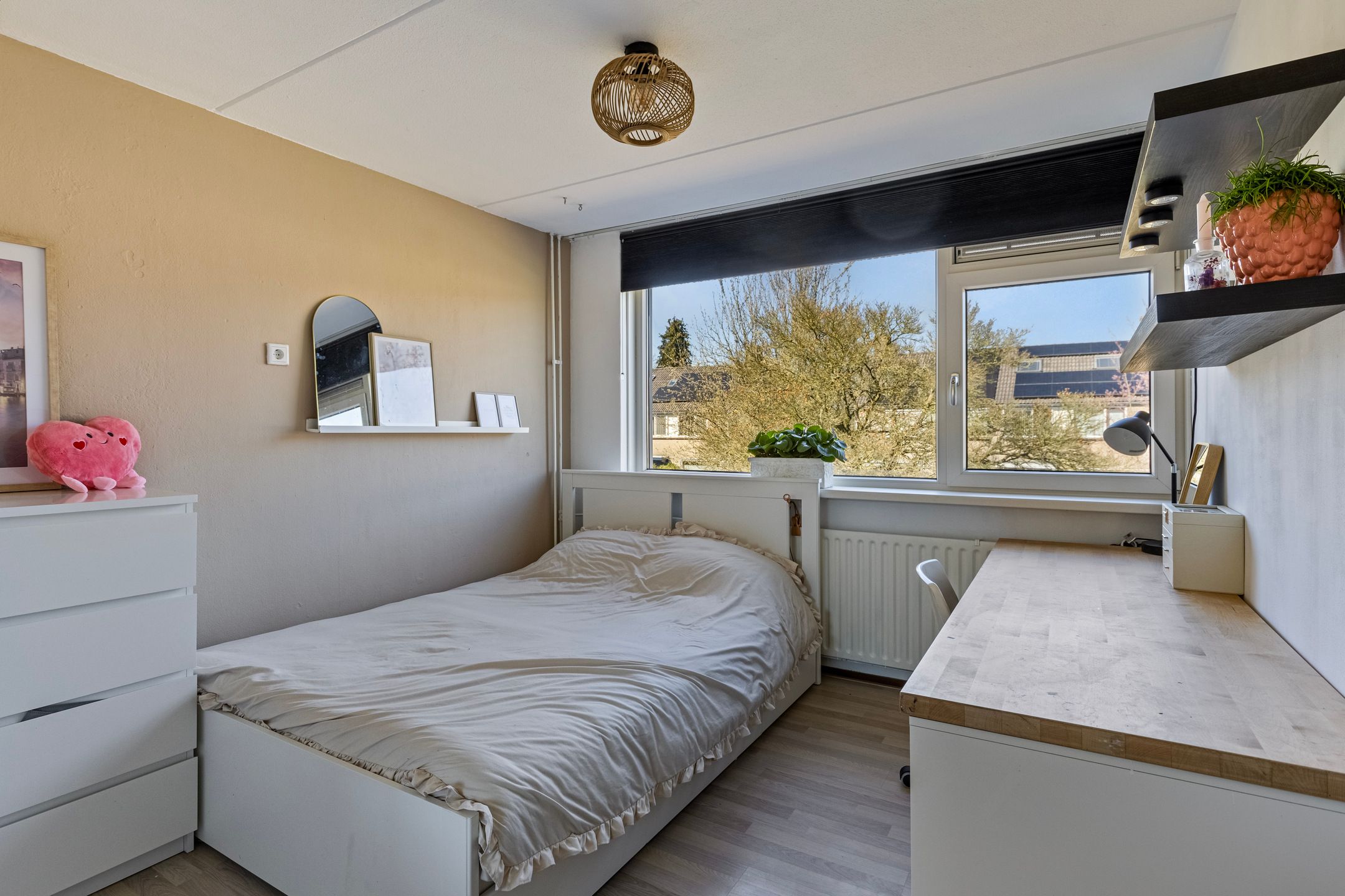 Foto 21 van Azaleaweg 12