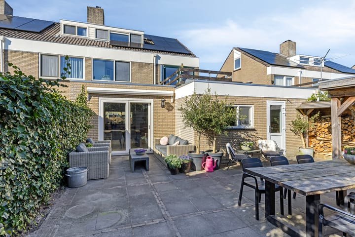 Foto 30 van Azaleaweg 12