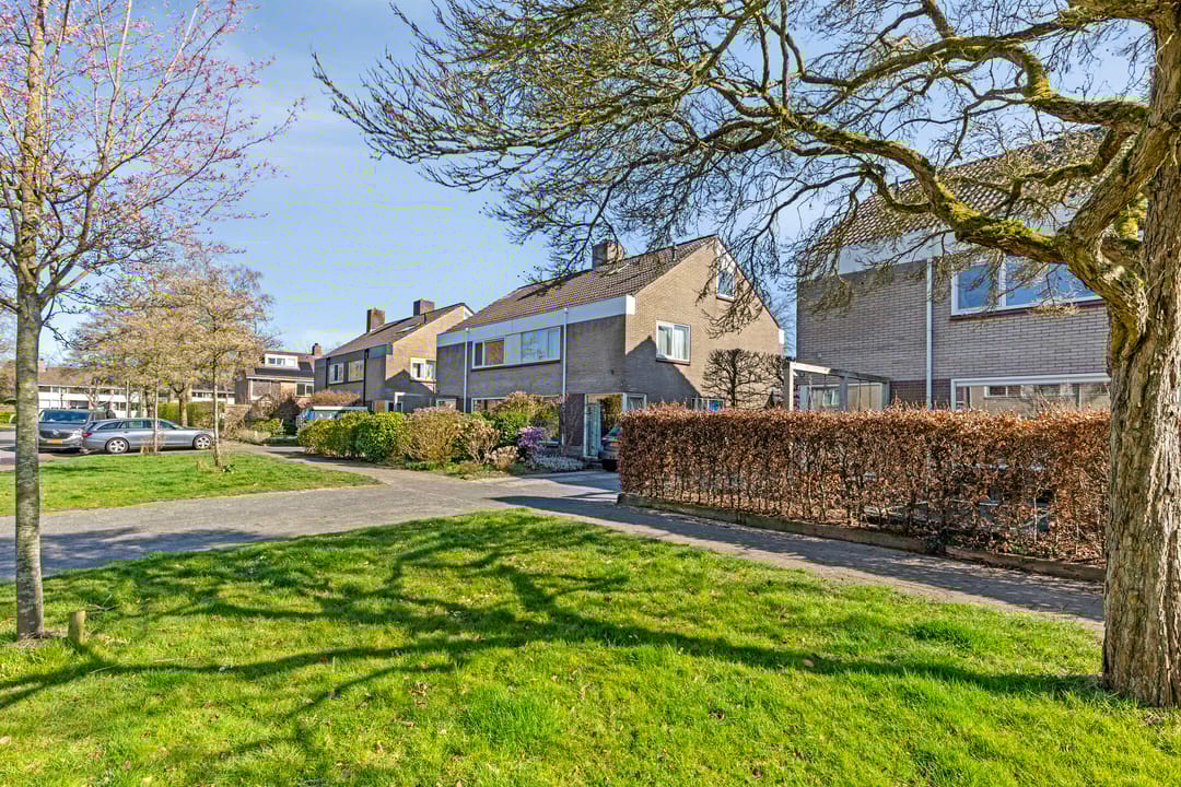 Foto 32 van Azaleaweg 12