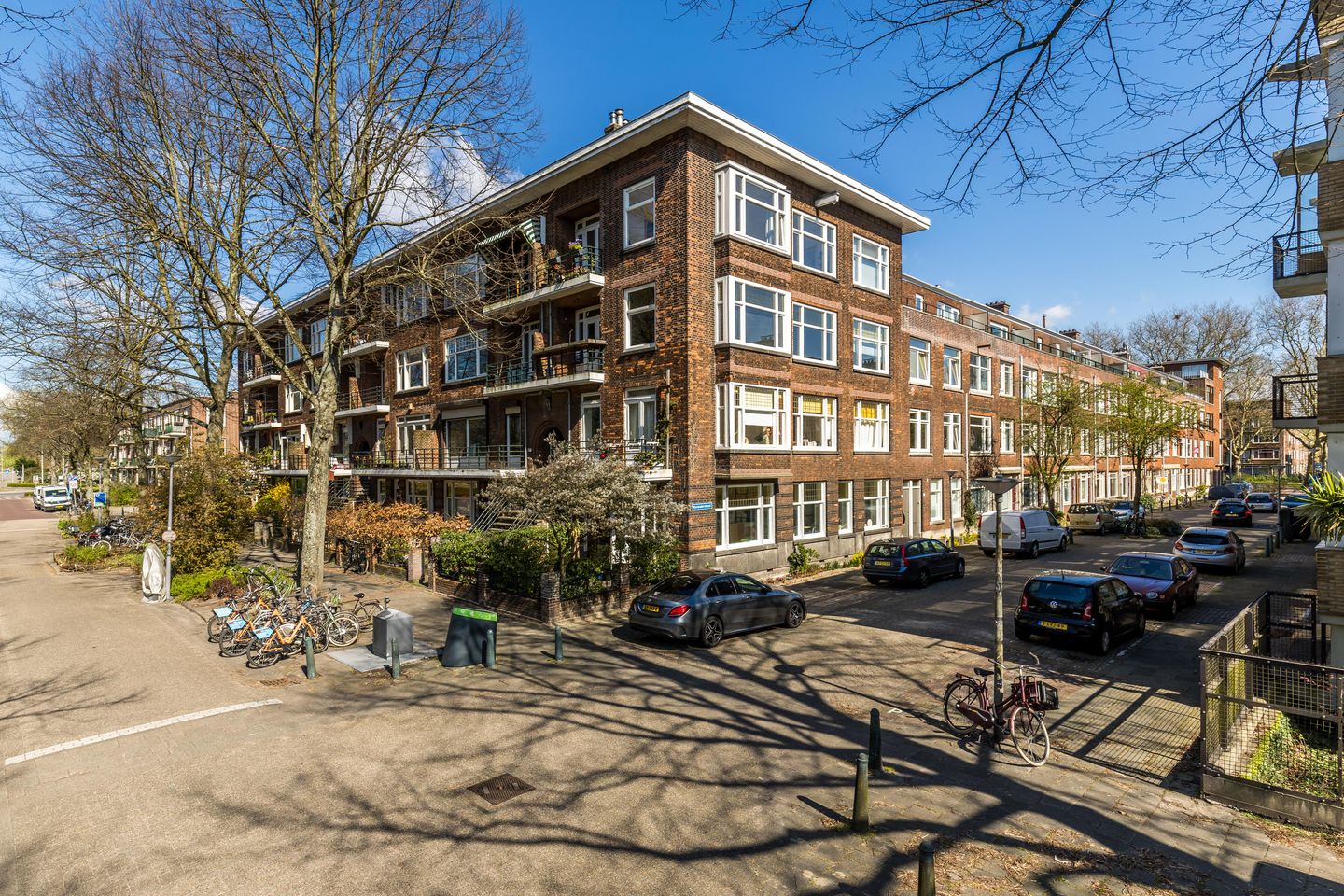 Foto 44 van Vroesenlaan 17-C