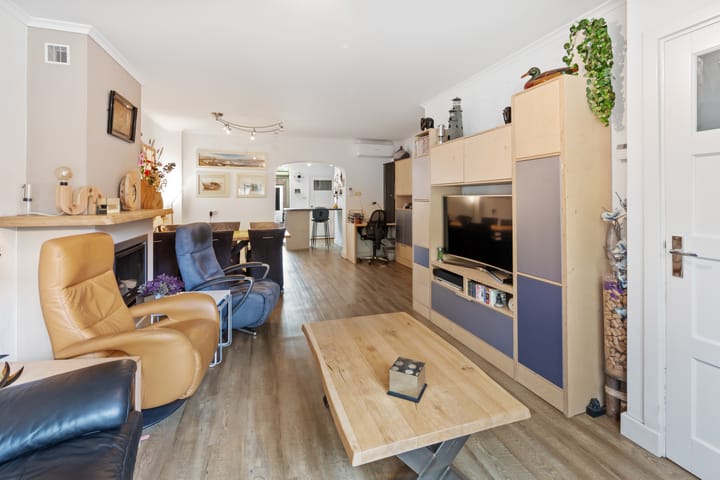 Foto 10 van Sint Theresiastraat 47