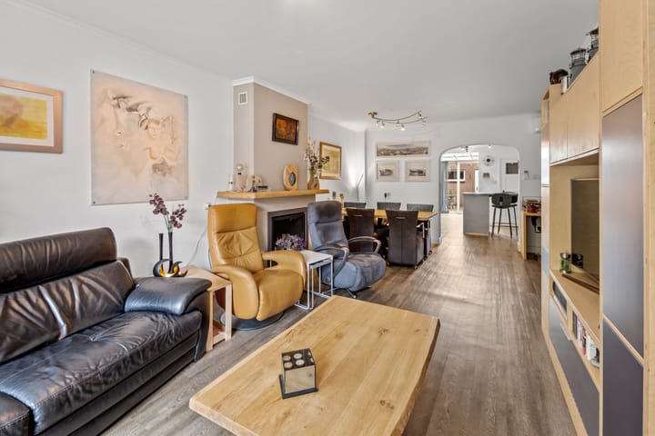 Foto 11 van Sint Theresiastraat 47